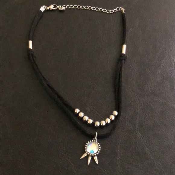 ⭐️ Velvet Double Layered Iridescent Gem Choker - Picture 5 of 7